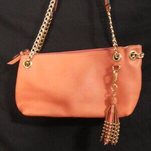 KATE & ME | OS 13.5 X 6 X 3.75 inches | Pink Handbag | Tassel Side Clip | Chain